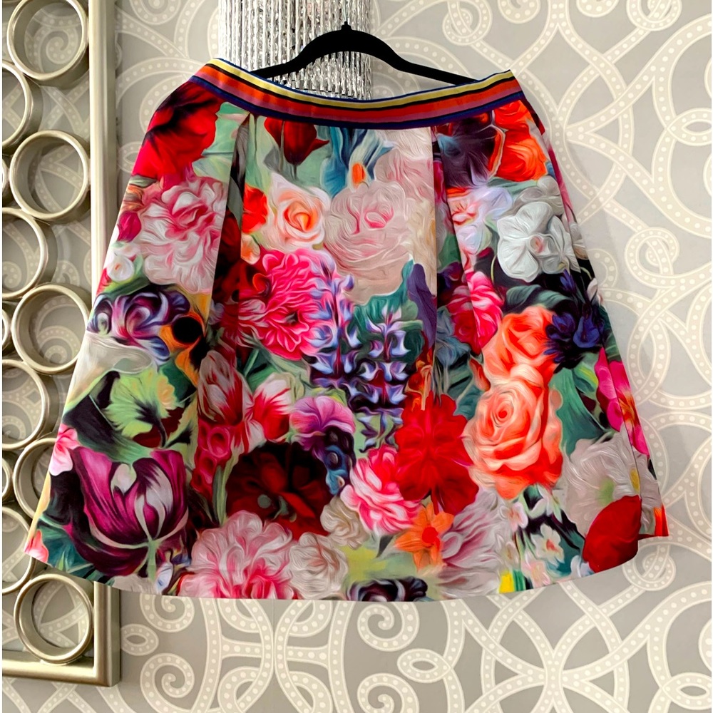 NWT Ted Baker skirt with rich garden motif — never worn.